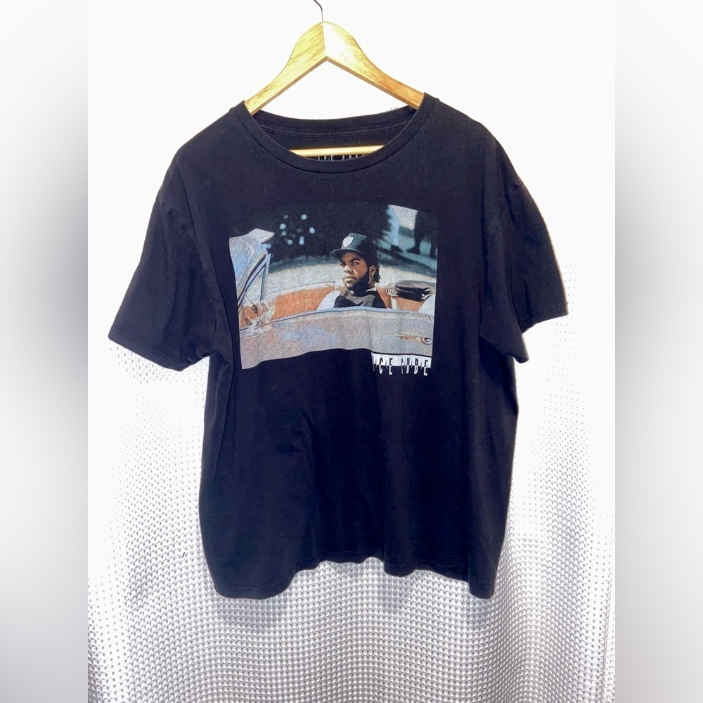 2/30$ Men’s ICE CUBE black T-shirt with front print of the rapper ICE CUBE Sz XL